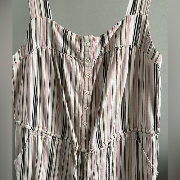 Old Navy Jumpsuit | Size M | Striped - Picture 2 of 5
